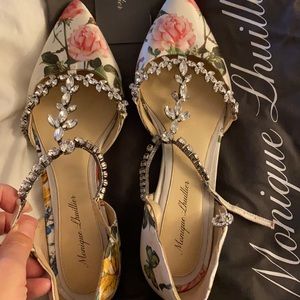 Monique Lhuillier gorgeous flats!!!! Brand new